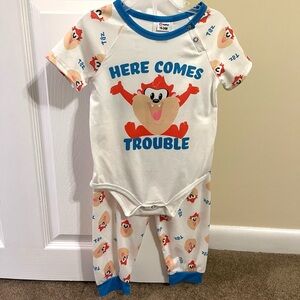 New PatPat Looney Tunes Taz Baby Set Size 18-24 Months